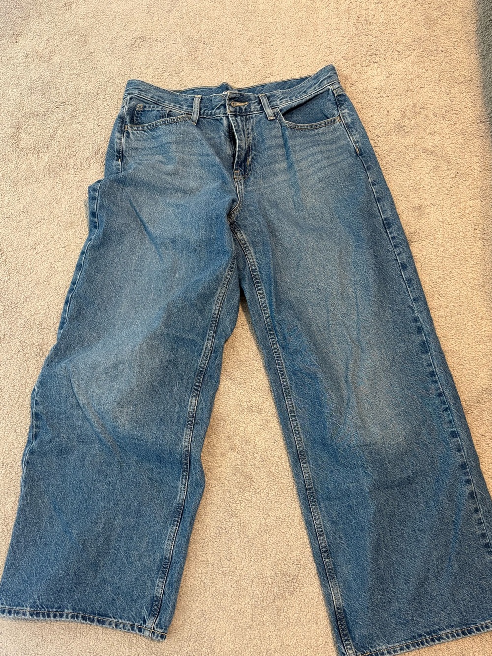 Old Navy Mid Rise Wide Leg Baggy Jean size 8 - Picture 3 of 7